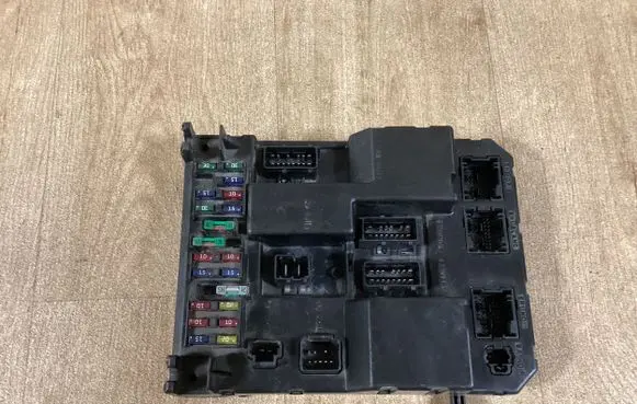 Peugeot 307 CC Comfort/convenience module 9651196780A 0451040504 00478362240404