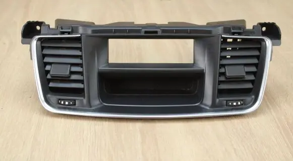 Peugeot 508 Dash center air vent grill
