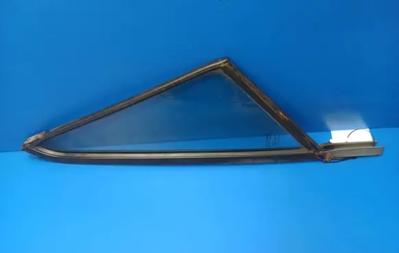 Jaguar XJS Front vent window/glass (coupe) 43R00002