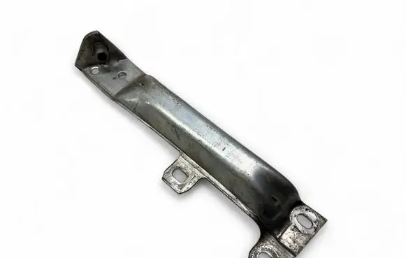BMW 5 F10 F11 Radiator support slam panel bracket 7158893