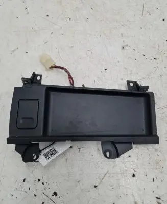 BMW 5 E39 Cigarette lighter front 8159694