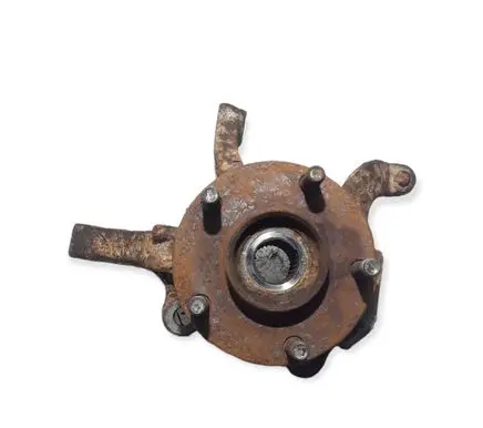 Nissan X-Trail T30 Front wheel hub spindle knuckle