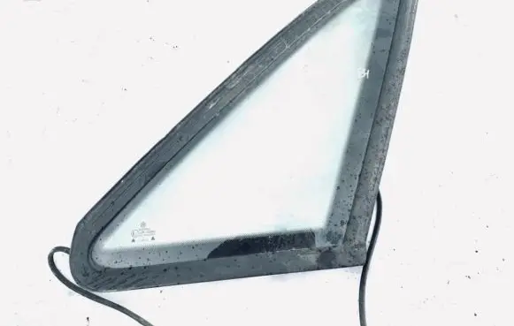 Volkswagen PASSAT B4 Rear side window
