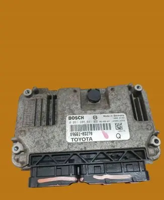 Toyota Yaris Engine control unit/module 896610D270