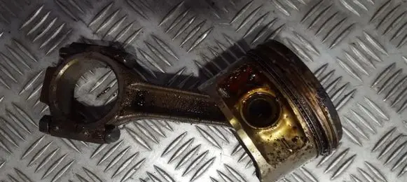 Fiat Bravo - Brava Piston with connecting rod