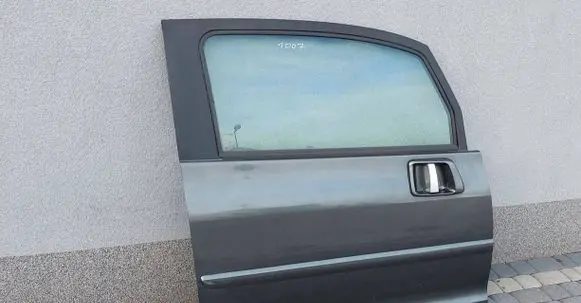 Peugeot 1007 Side sliding door 