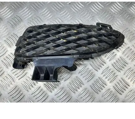 Mazda 3 I Front bumper lower grill BN8V50C21