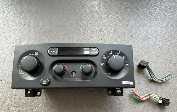 Jeep Grand Cherokee (WJ) Climate control unit P55116885AB