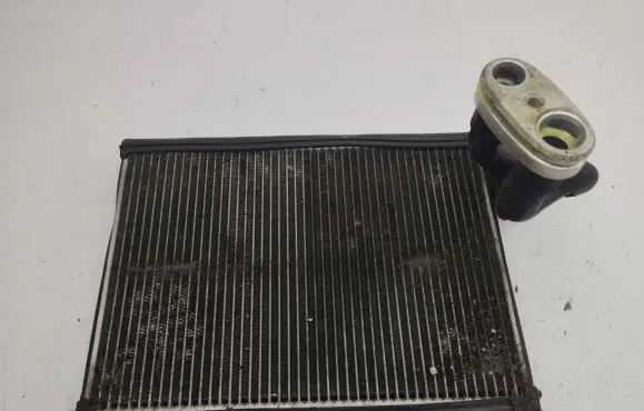 Air conditioning (A/C) radiator (interior)