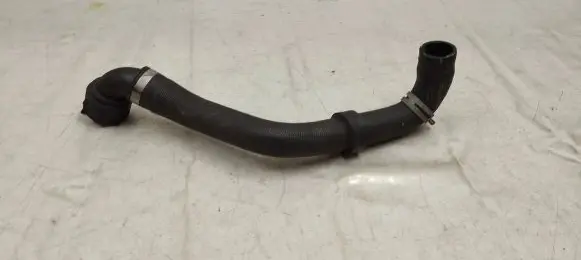 Volvo XC90 Engine coolant pipe/hose 31474845