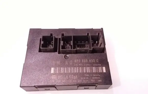 Audi A3 S3 8P Comfort/convenience module 8P0959433C