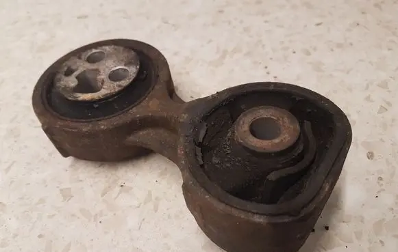 Honda CR-V Gearbox mount