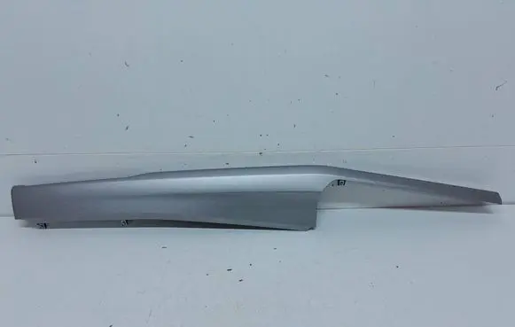 Volkswagen Golf VIII Dashboard trim 5H1858416E