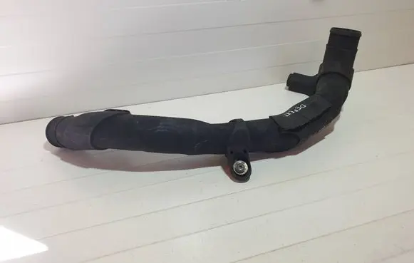 Intercooler hose/pipe