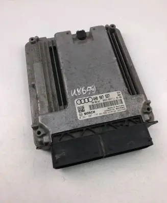 Audi A8 S8 D4 4H Engine control unit/module ECU 4H0907557 0261S07116