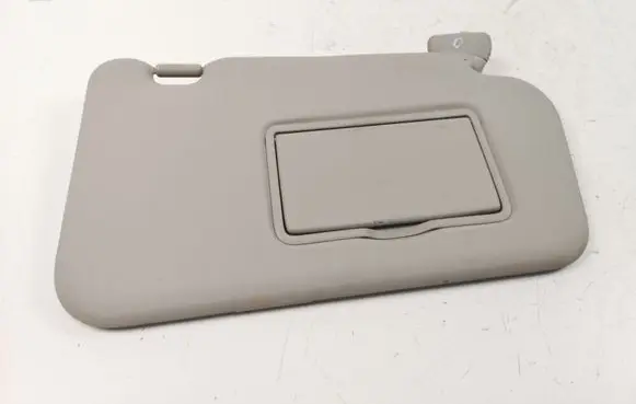 Nissan Juke I F15 Sun visor