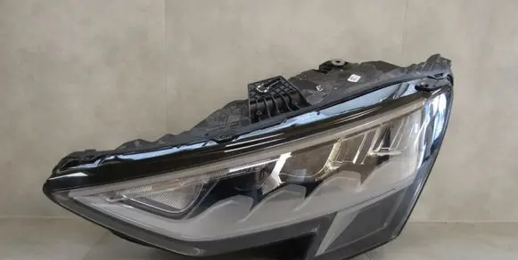 Audi A3 8Y Headlight/headlamp 9Y0941011C