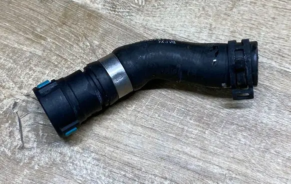 Jaguar I-Pace Engine coolant pipe/hose J9D38D193AB