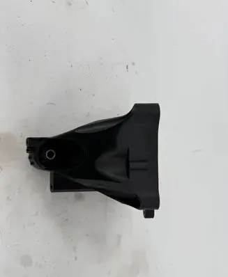 Mercedes-Benz S W221 Engine mounting bracket A2762231904