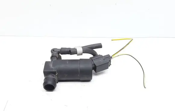 Volvo V50 Windscreen/windshield washer pump 1S7117K624FE