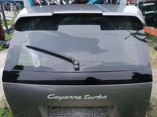 Porsche Cayenne (9PA) Truck tailgate 