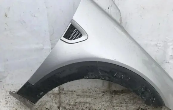 Chevrolet Captiva Front arch trim 