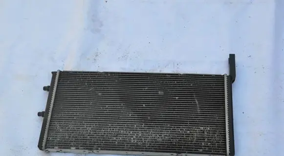 BMW 5 GT F07 Coolant radiator 7601832