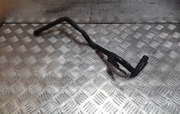 Volkswagen Touran I Engine coolant pipe/hose 038121151B