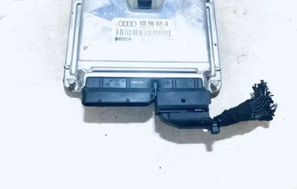 Audi A4 S4 B6 8E 8H Engine control unit/module 038906019jq 0281011142