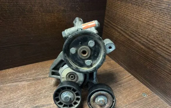 Iveco Daily 4th gen Power steering pump 504238603 504134963