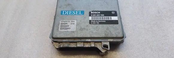 BMW 3 E36 Engine control unit/module 0281001193 2245130