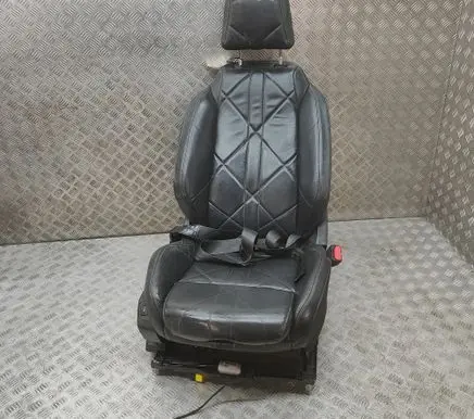 DS Automobiles 7 Crossback Front passenger seat 1631861080