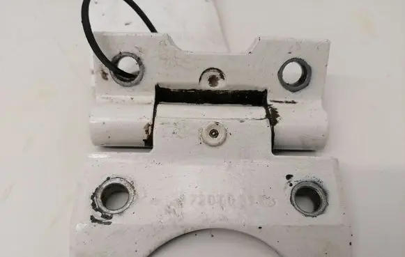 Mercedes-Benz E W123 Front door upper hinge 1237200037