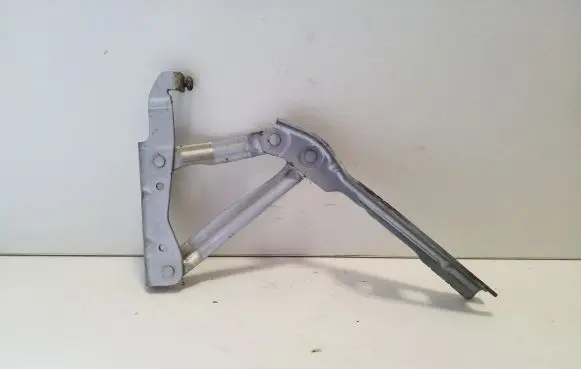 Volkswagen Eos Engine bonnet/hood hinges 1Q0823301C