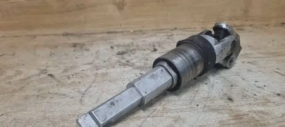 Volvo V70 Steering column universal joint