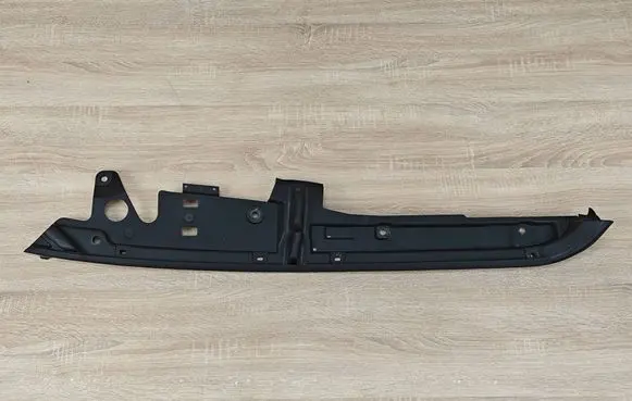 BMW 8 G16 Front arch trim 7371509
