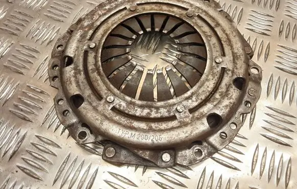 Opel Vectra B Pressure plate TYPM200205