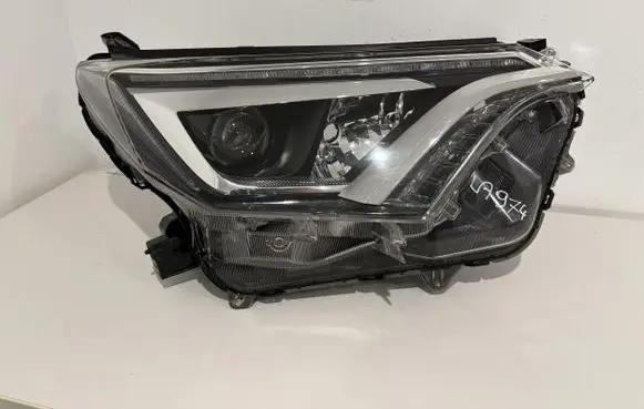 Toyota RAV 4 (XA40) Headlight/headlamp