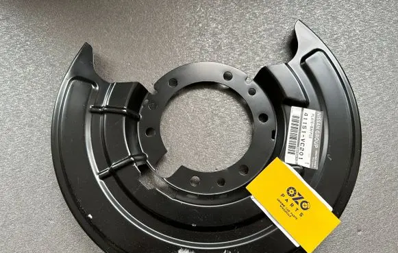 Nissan Patrol Y61 Front brake disc dust cover plate 41151VC201