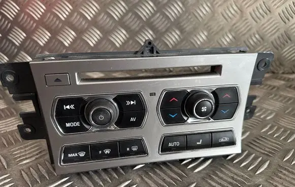Jaguar XF X250 Climate control unit CX2318C858AD 140508A J6R3A