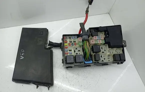 Volvo V50 Fuse box set 518818000
