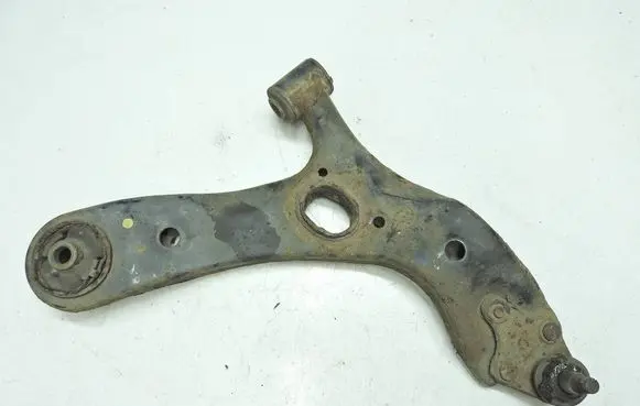 Toyota Verso Front control arm
