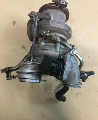 BMW 7 F01 F02 F03 F04 Turbo 7576985 793647 MGT2256S
