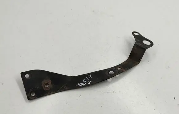Audi A4 S4 B7 8E 8H Front bumper mounting bracket 8E0805538