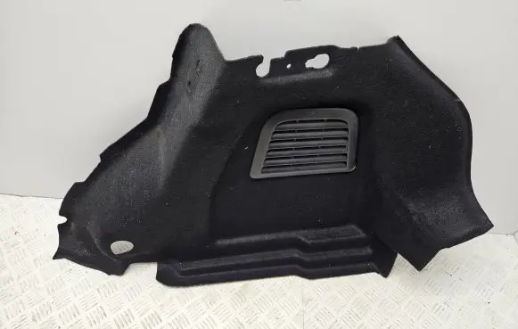 Trunk/boot lower side trim panel