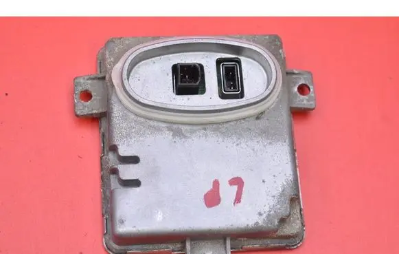 Volvo S80 Voltage converter/converter module 6948180