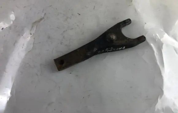 KIA Sorento Clutch release arm fork 