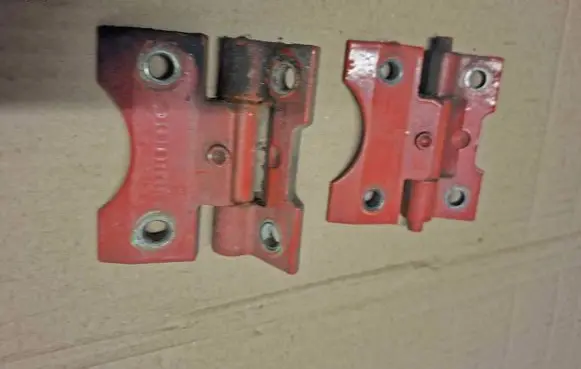 Mercedes-Benz W123 Front door hinge set 