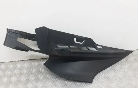 Volvo V40 Dashboard side end trim 31389390