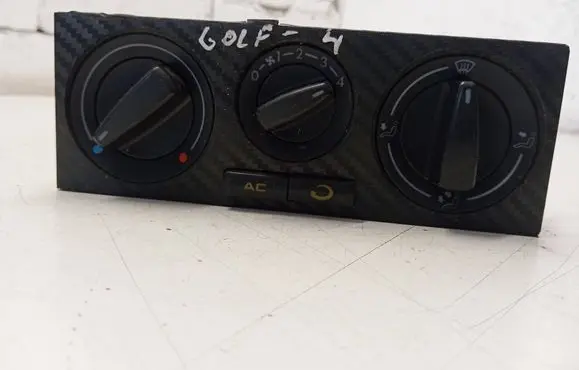 Volkswagen Golf IV Climate control unit 1J0819045E 901510930000 659497N04